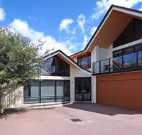 Swanriver Applecross Shortstays - E Caravan Parks