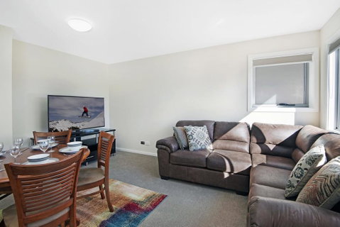 T-Bar On Twynam - E Caravan Parks 2