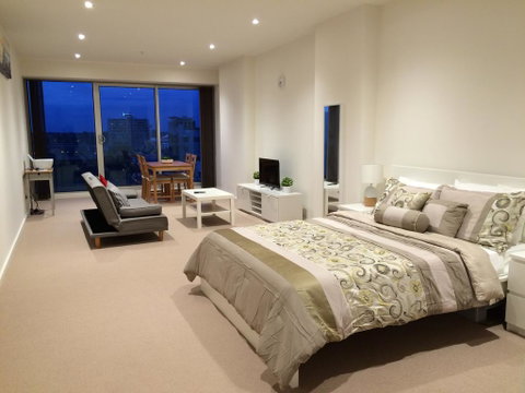 Tasha's Apartments On Morphett - E Caravan Parks 0