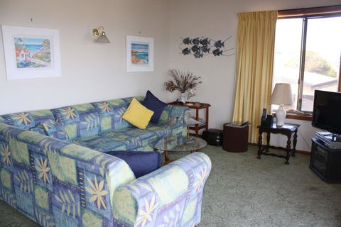 Tasmanviews - E Caravan Parks 2