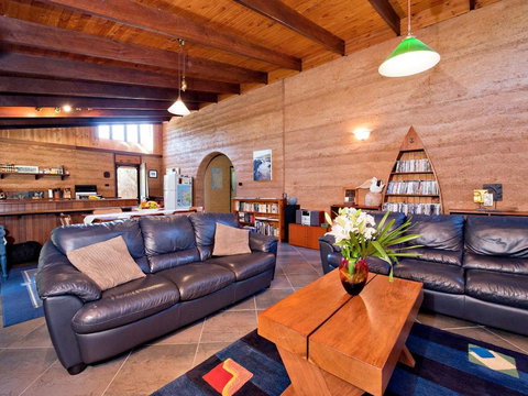 Tea Tree - E Caravan Parks 0