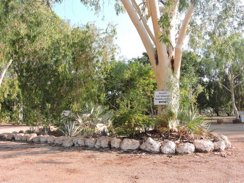 Territory Manor Motel & Caravan Park - E Caravan Parks 2
