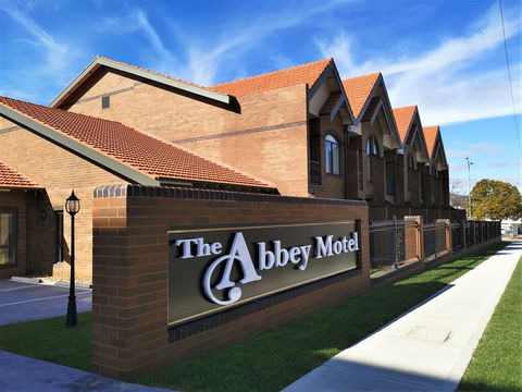 The Abbey Motel Goulburn - E Caravan Parks 0