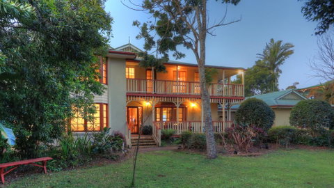 The Avenue At Montville Gracious House - E Caravan Parks 0