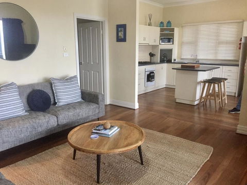 The Beach House & Villas - E Caravan Parks 3