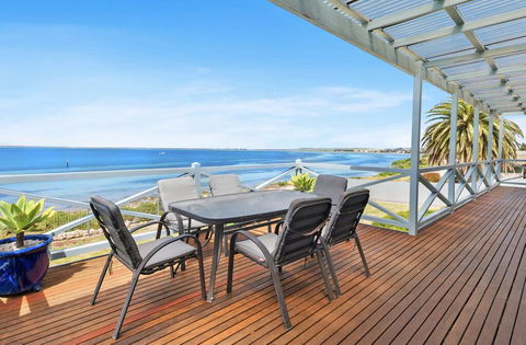 The Beach House - Point Turton - E Caravan Parks 1