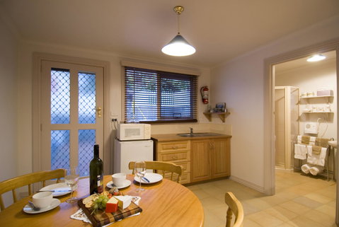 Ellie\'s Cottages - E Caravan Parks 24