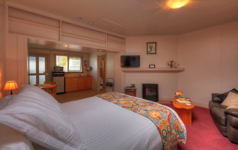 Ellie\'s Cottages - E Caravan Parks 12
