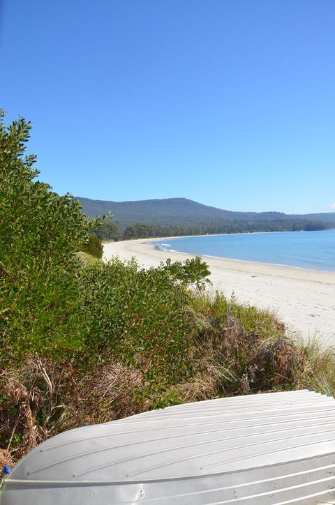Yolla Beach House - E Caravan Parks 3