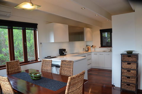 Yolla Beach House - E Caravan Parks 5