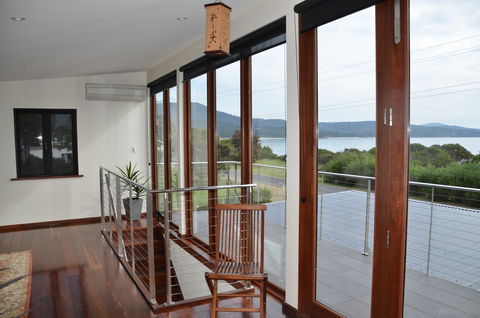 Yolla Beach House - E Caravan Parks 7