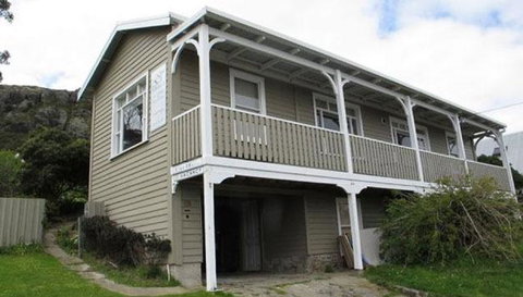 Sea Salt House - E Caravan Parks 1