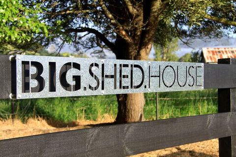 BIG.SHED.HOUSE - E Caravan Parks 10