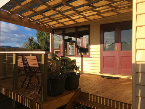 Bridge View Retreat - E Caravan Parks 5