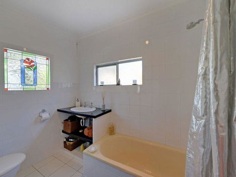 Bridge View Retreat - E Caravan Parks 38