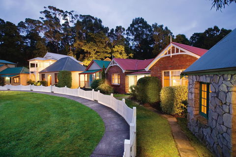 Strahan Village - E Caravan Parks 9