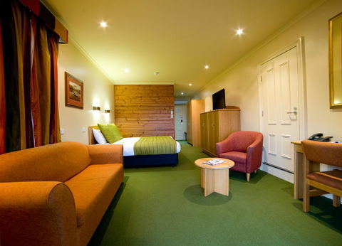Strahan Village - E Caravan Parks 37