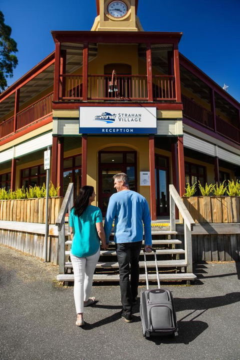 Strahan Village - E Caravan Parks 2
