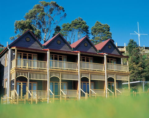 Strahan Village - E Caravan Parks 18
