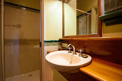 Strahan Village - E Caravan Parks 28
