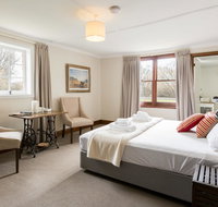 Ratho Farm - E Caravan Parks
