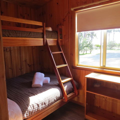 Captain Cook Holiday Park - E Caravan Parks 44