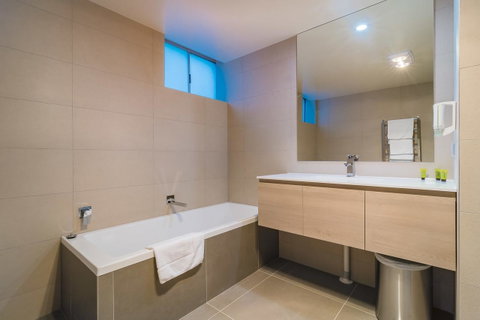 Argosy Motor Inn - E Caravan Parks 20