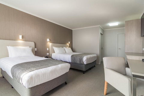 Argosy Motor Inn - E Caravan Parks 5