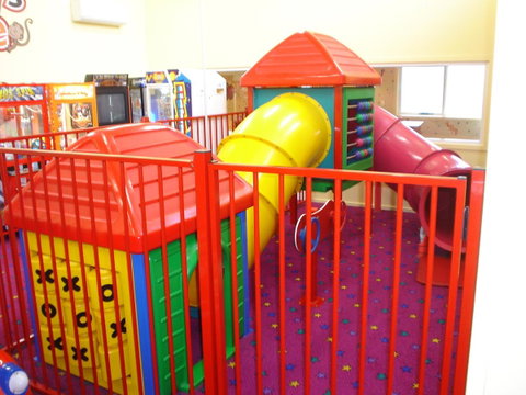 Argosy Motor Inn - E Caravan Parks 37