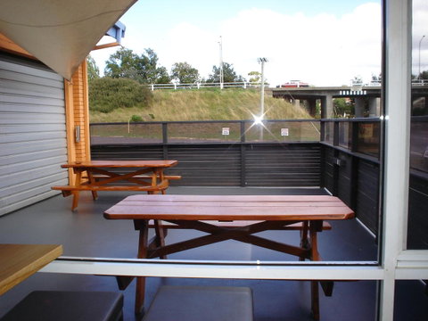 Argosy Motor Inn - E Caravan Parks 43