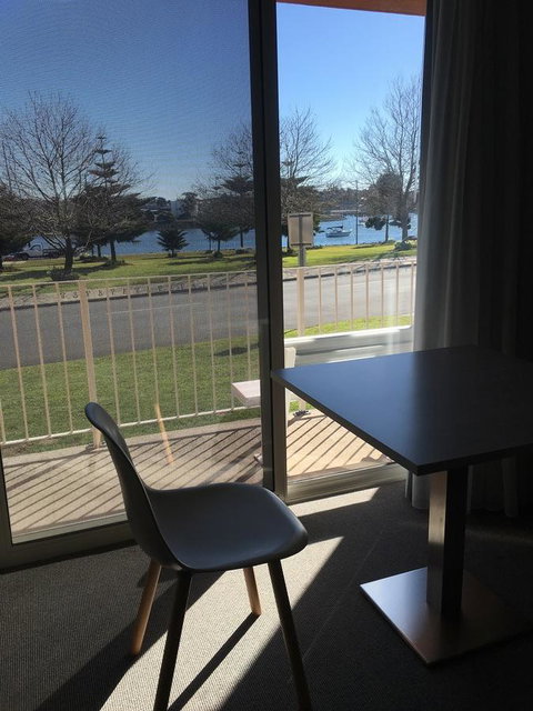 Argosy Motor Inn - E Caravan Parks 21