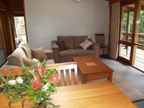 Stewarts Bay Lodge - E Caravan Parks 19