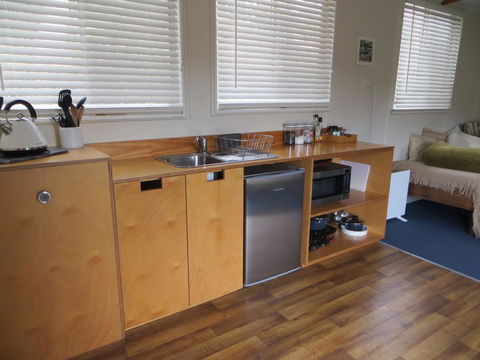 The Cabin 96 - E Caravan Parks 11