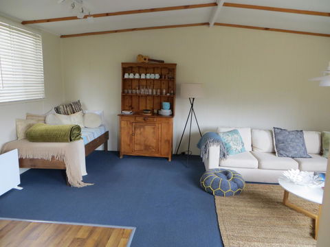 The Cabin 96 - E Caravan Parks 2