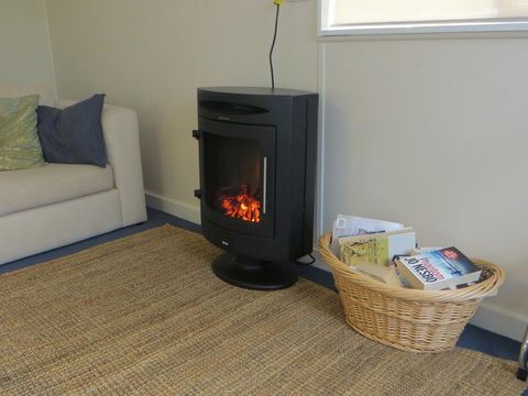 The Cabin 96 - E Caravan Parks 10