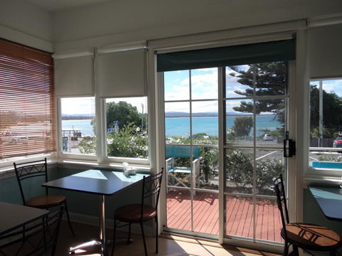 Freycinet Waters - E Caravan Parks 11