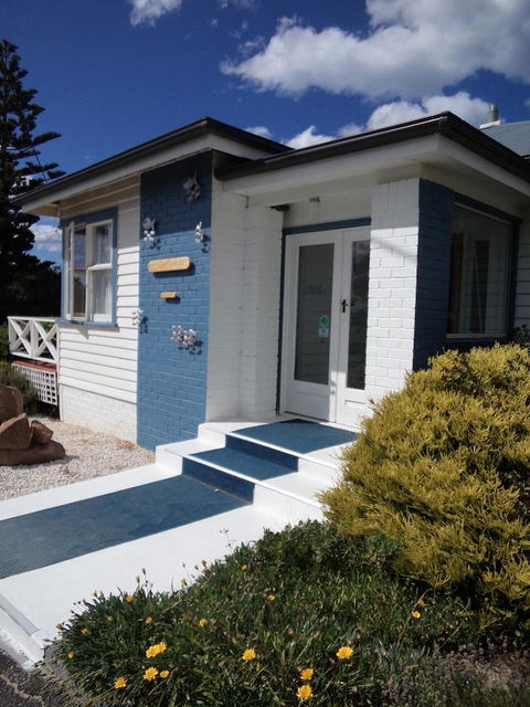 Freycinet Waters - E Caravan Parks 40