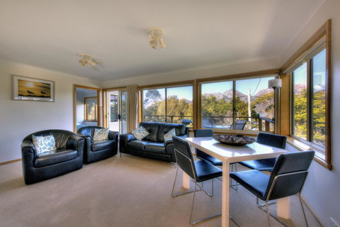 Freycinet Sanctuary 5 - E Caravan Parks 1
