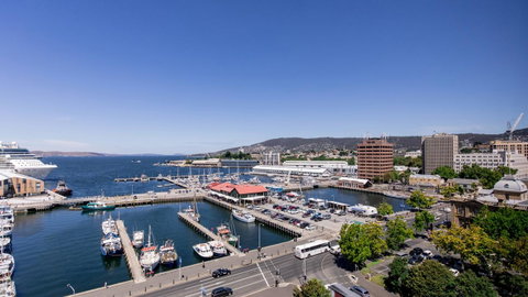 Hotel Grand Chancellor Hobart - E Caravan Parks 1