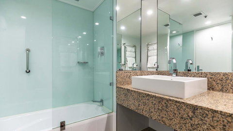 Hotel Grand Chancellor Hobart - E Caravan Parks 12