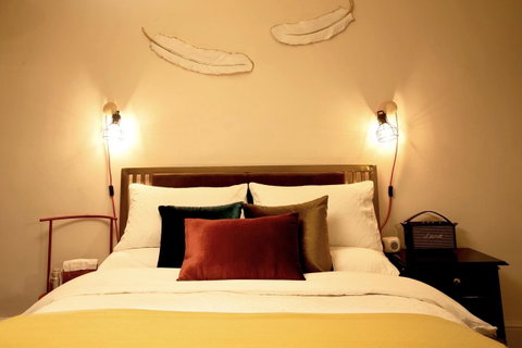 Lotus Gogh Apartment - E Caravan Parks 15