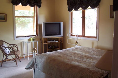 Drumreagh Cabins - E Caravan Parks 12