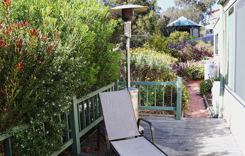 Hazards Beach House - E Caravan Parks 2
