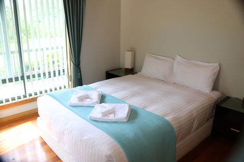 Hazards Beach House - E Caravan Parks 10