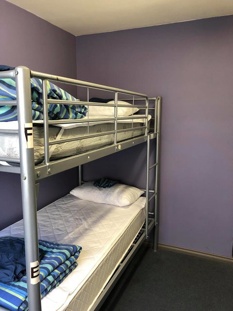 The Nook Backpackers - E Caravan Parks 23