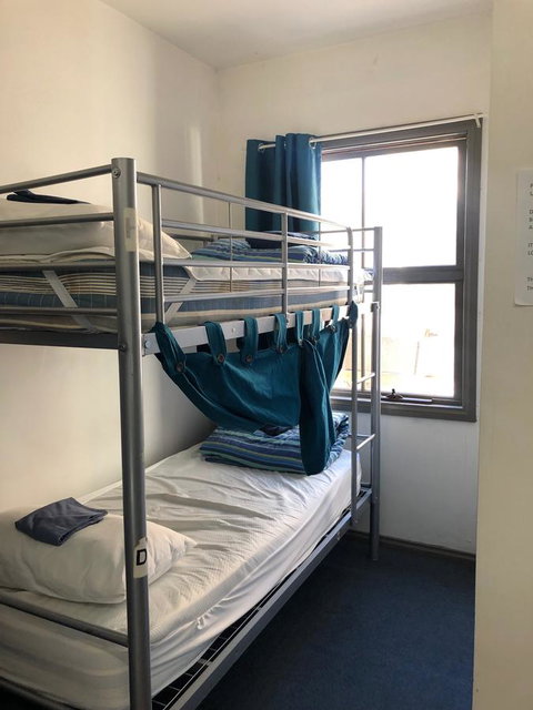 The Nook Backpackers - E Caravan Parks 28