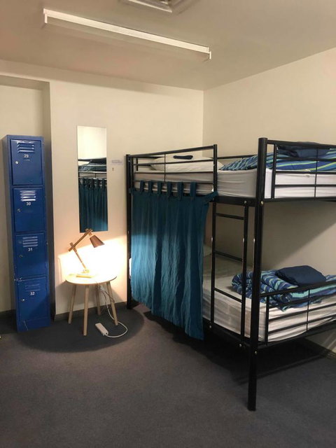 The Nook Backpackers - E Caravan Parks 21