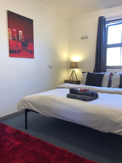 The Nook Backpackers - E Caravan Parks 35