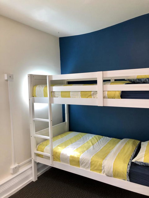The Nook Backpackers - E Caravan Parks 12