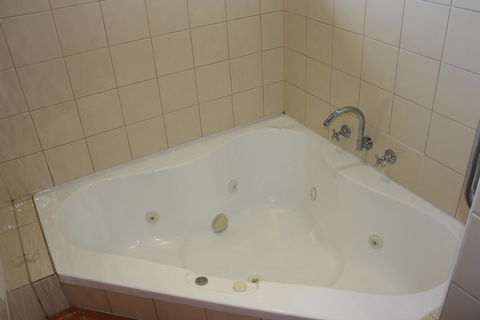 Swansea Motor Inn Tasmania - E Caravan Parks 30